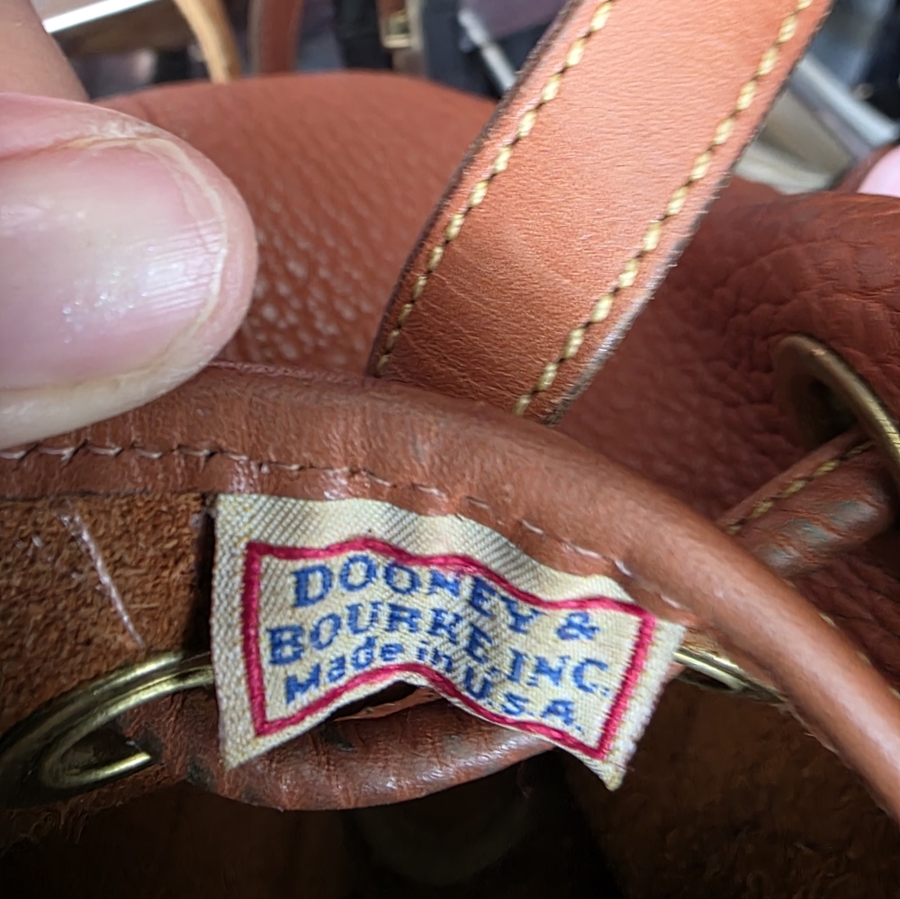 Vintage Dooney & Bourke Crossbody Bag Leather Bucket Drawstring Purse - Picture 13 of 14